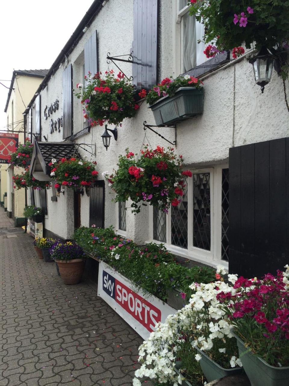 The Crosskeys Inn Usk Zewnętrze zdjęcie